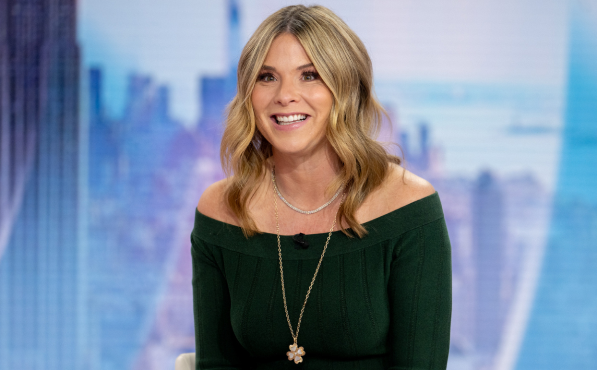 Jenna Bush Hager Berikan Saran Gaya pada Hoda Kotb